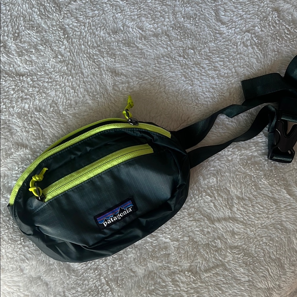 Patagonia Black and Yellow Belt Bag Sleek Design